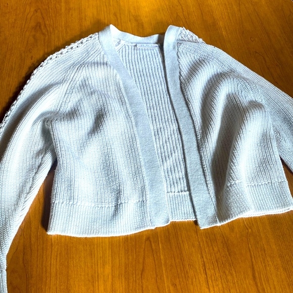 Children’s place white knitted cardigan - Picture 1 of 3